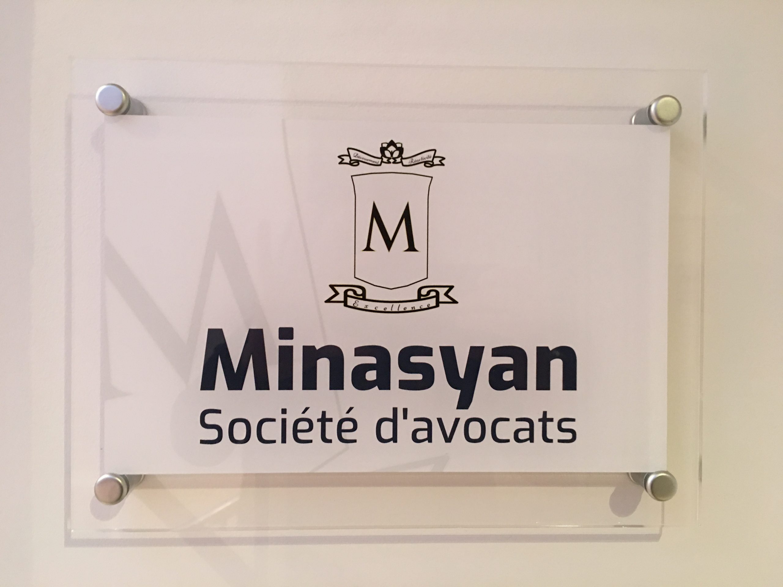 plaque cabinet minasyan